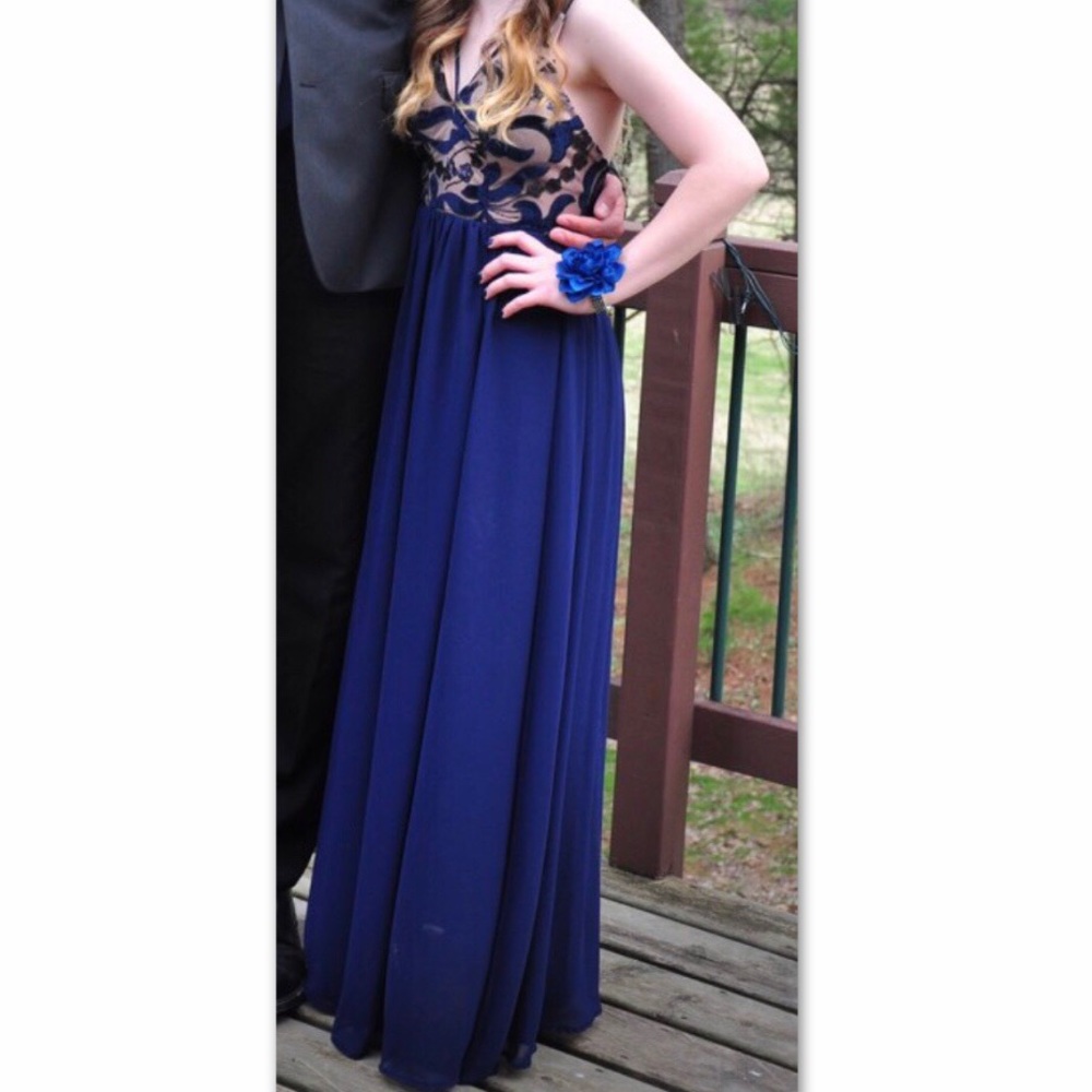 Navy blue prom dress